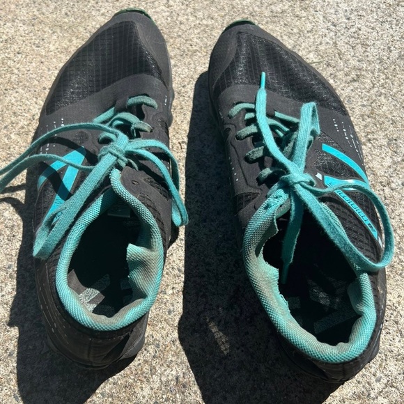 New Balance Womens Size 9barefoot running shoes - Picture 3 of 3